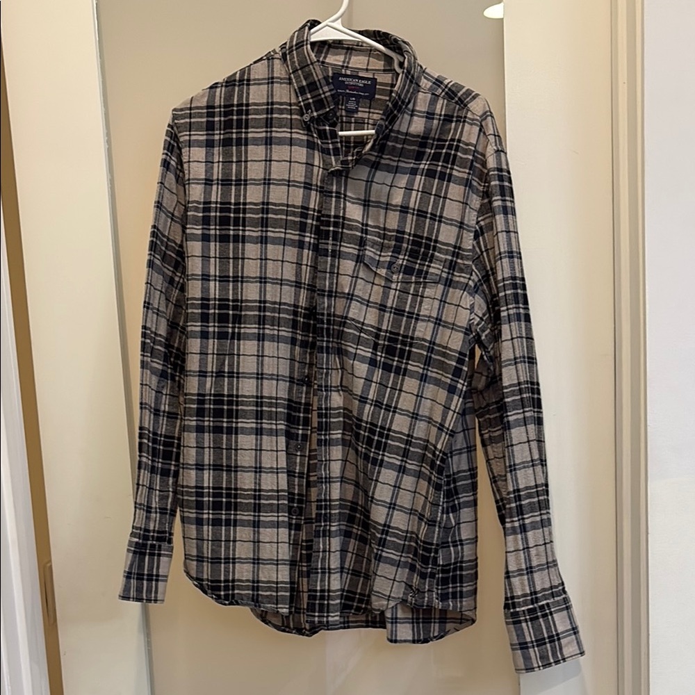 American Eagle Outfitters Black and Gray Casual Button Down Shirt